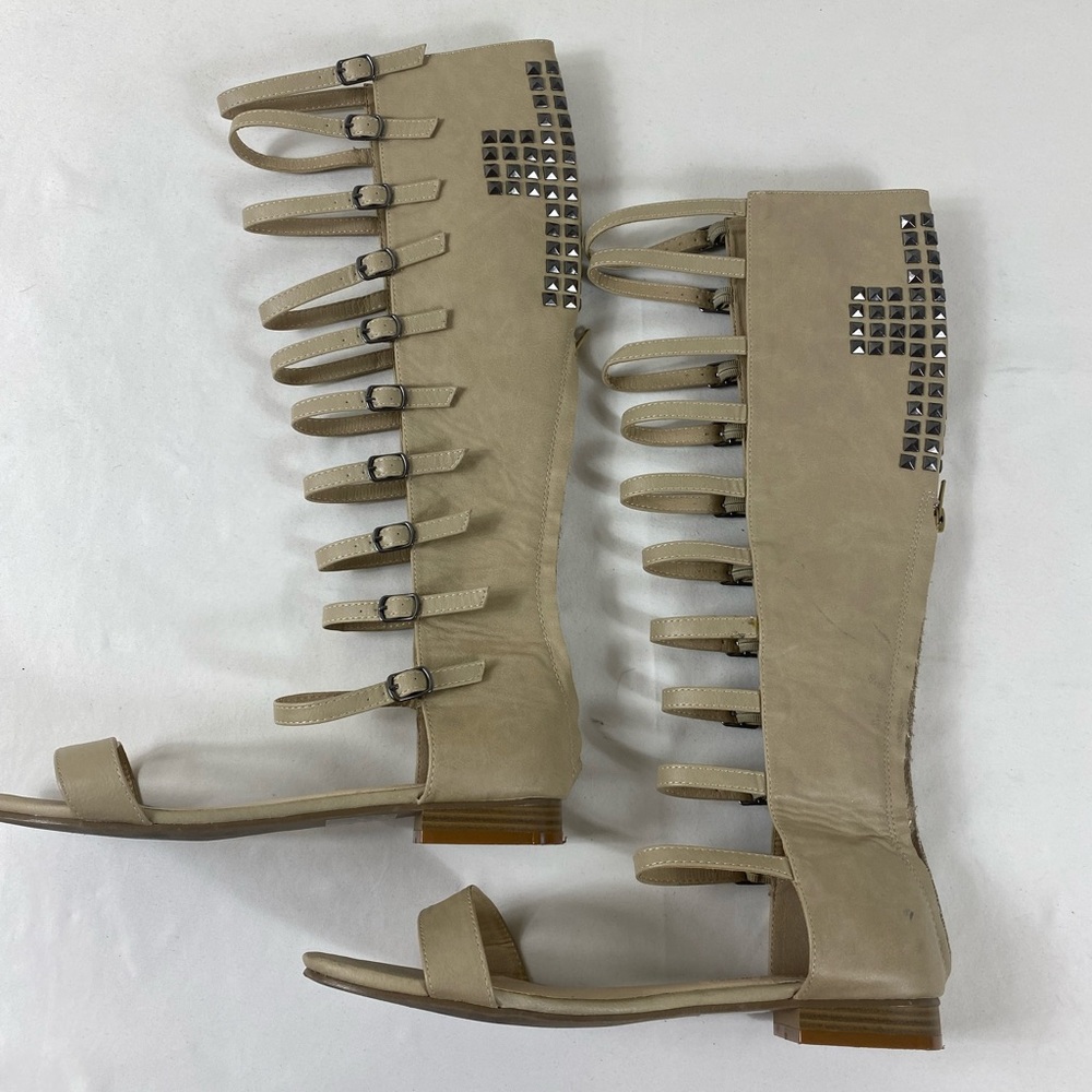 CLabel gladiator sandals size 10 beige with buckles and zipper